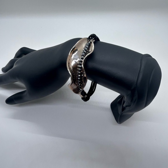 Hagit Gorali Sterling and Black Spinel Leather Bracelet - Picture 3 of 9